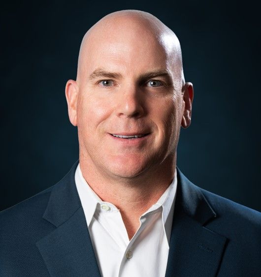 headshot of Tim Vordenbaumen, Chief Financial Officer at Mitsubishi Electric Trane HVAC