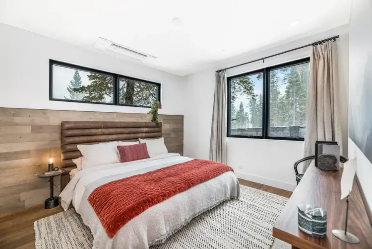 All-Electric Heating and Air-Conditioning Systems Prove Ideal for California-Based Prefabricated Home Buildercontemporary indoors family bedroom room comfort luxury bed window apartment house inside cozy sofa hotel